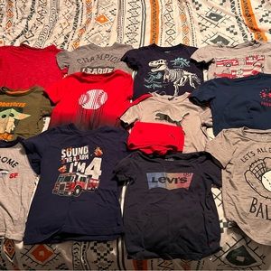 Boys 4t shirt bundle!